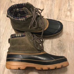 donner mountain duck boots